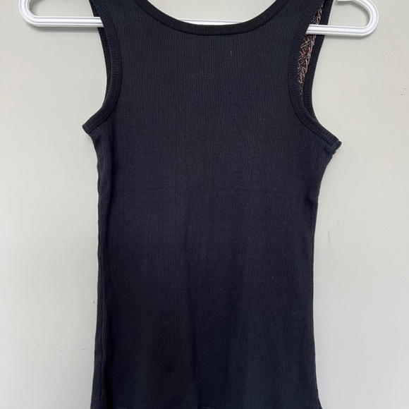 Urban Behaviour Medium size embellished neck line top - Picture 6 of 6